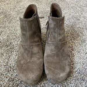 Taupe/Bronze Dansko clog wedge boots. suede/leather size 40